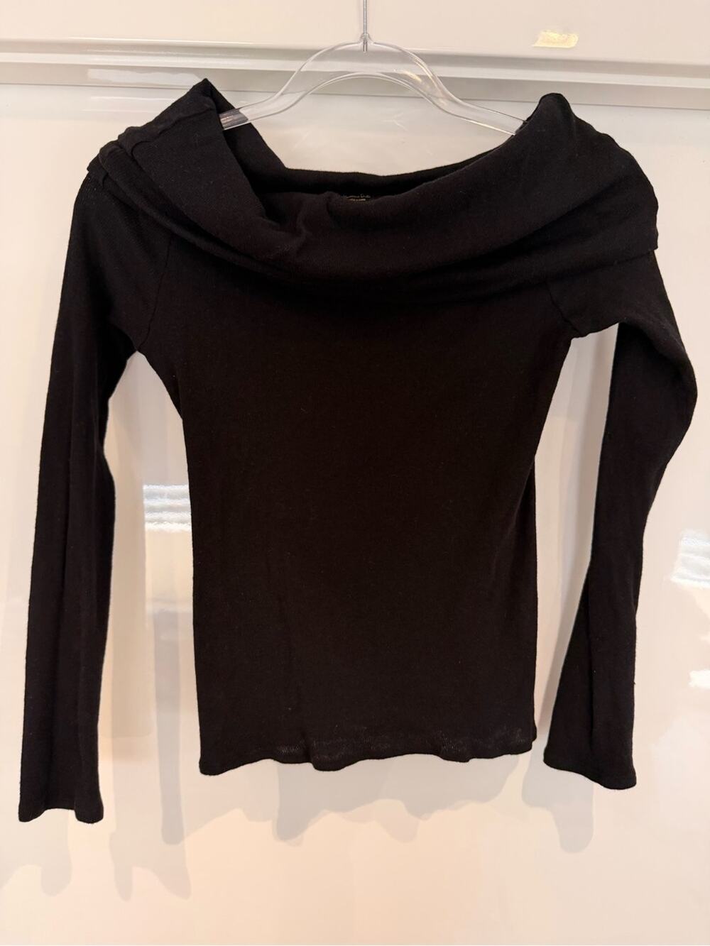 Massimo Dutti Black Off-the-Shoulder Long Sleeve Top